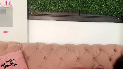 Snapshot of julieta_aguilar chatting on 4, 4, 2026 Juli online show from 4, 4, 2026