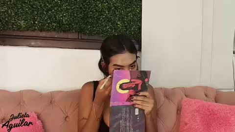 Snapshot of julieta_aguilar chatting on 11, 4, 2026 Juli online show from 11, 4, 2026