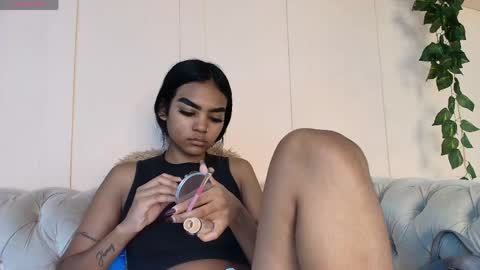 Snapshot of julieta_aguilar chatting on 26, 5, 2026 Juli online show from 26, 5, 2026