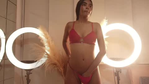 Snapshot of julieta_aguilar chatting on 29, 5, 2026 Juli online show from 29, 5, 2026