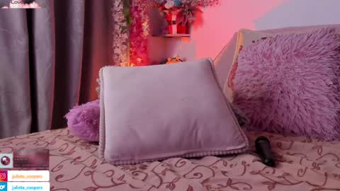 Juli  online show from 21, 2, 2025