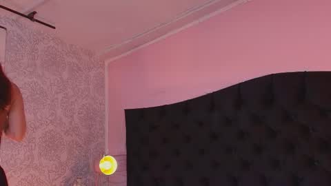 Snapshot of julieta_cortes__ chatting on 12, 6, 2026 Julieta online show from 12, 6, 2026