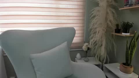 Snapshot of julieta_evans_1 chatting on 15, 1, 2026 Julieta online show from 15, 1, 2026