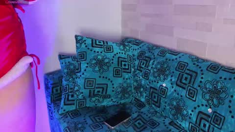 Snapshot of julieta_jane_s chatting on 5, 12, 2025 Mitchell online show from 5, 12, 2025