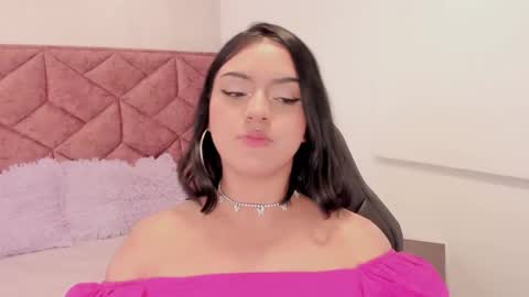 Snapshot of julieta_sweett20 chatting on 24, 10, 2025 Julieta online show from 24, 10, 2025