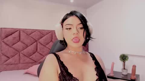 Snapshot of julieta_sweett20 chatting on 3, 11, 2025 Julieta online show from 3, 11, 2025