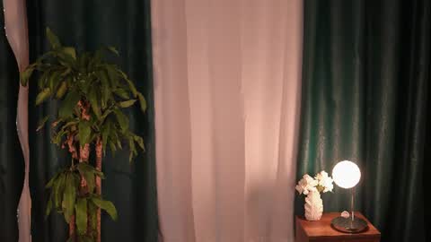 julieta_valencia online show from 19, 7, 2026