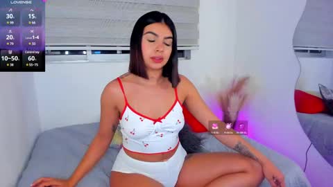 Julieth Gomez online show from 24, 2, 2025