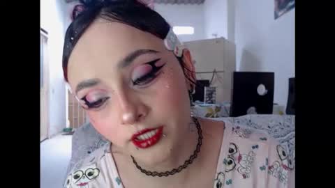 Julieta Jaguar online show from 18, 4, 2026