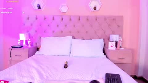 julietakane online show from 1, 3, 2025