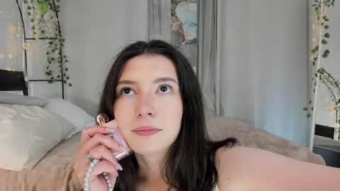 Julieta or Jully online show from 14, 7, 2026