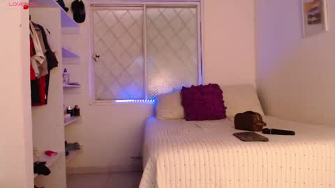 Snapshot of julieth_spencer1 chatting on 28, 10, 2025 Julieta online show from 28, 10, 2025