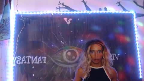 Snapshot of julieth_wolf chatting on 2, 2, 2025 Julieth Wolf online show from 2, 2, 2025
