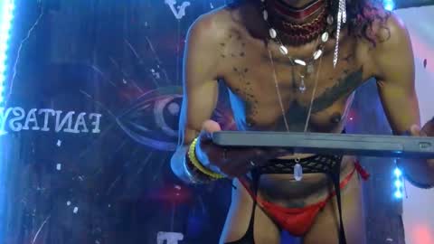 Snapshot of julieth_wolf chatting on 2, 2, 2025 Julieth Wolf online show from 2, 2, 2025