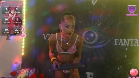 Snapshot of julieth_wolf chatting on 4, 3, 2025 Julieth Wolf online show from 4, 3, 2025