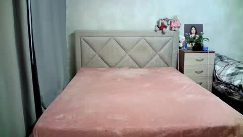 Snapshot of julietkalen chatting on 7, 3, 2025 Julietkitty online show from 7, 3, 2025