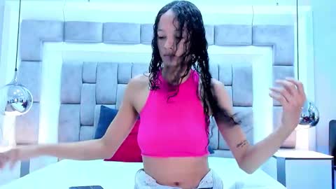 Snapshot of juliettableer chatting on 22, 9, 2025 Hi guys It is a pleasure to have you here I am Julieta online show from 22, 9, 2025