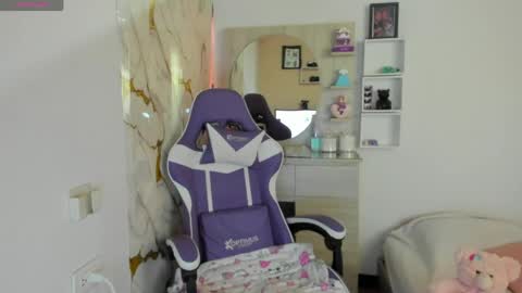 Snapshot of juliette_sweet05 chatting on 9, 5, 2026 juliette online show from 9, 5, 2026