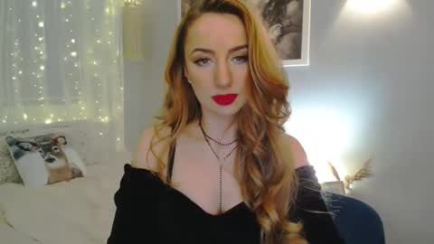 Snapshot of juliettesensual chatting on 12, 12, 2024 JulietteSensual online show from 12, 12, 2024