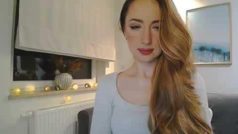 Snapshot of juliettesensual chatting on 17, 2, 2025 JulietteSensual online show from 17, 2, 2025