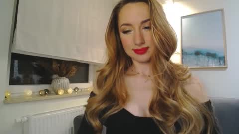 Snapshot of juliettesensual chatting on 21, 2, 2025 JulietteSensual online show from 21, 2, 2025