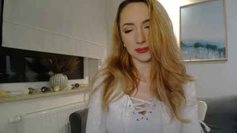Snapshot of juliettesensual chatting on 11, 3, 2025 JulietteSensual online show from 11, 3, 2025