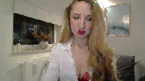 JulietteSensual online show from 25, 2, 2026