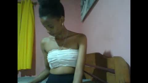 Snapshot of juliexexy chatting on 21, 12, 2024 juliexexy online show from 21, 12, 2024