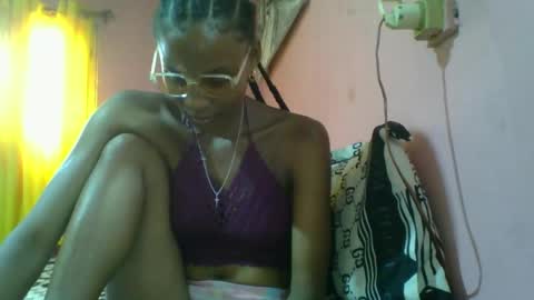 Snapshot of juliexexy chatting on 10, 1, 2025 juliexexy online show from 10, 1, 2025