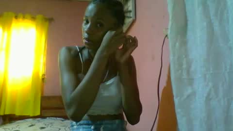 Snapshot of juliexexy chatting on 13, 1, 2025 juliexexy online show from 13, 1, 2025