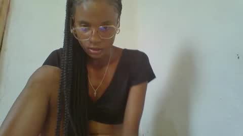 Snapshot of juliexexy chatting on 6, 2, 2025 juliexexy online show from 6, 2, 2025