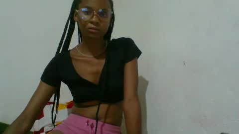 Snapshot of juliexexy chatting on 11, 2, 2025 juliexexy online show from 11, 2, 2025