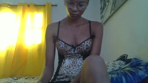 Snapshot of juliexexy chatting on 25, 2, 2025 juliexexy online show from 25, 2, 2025