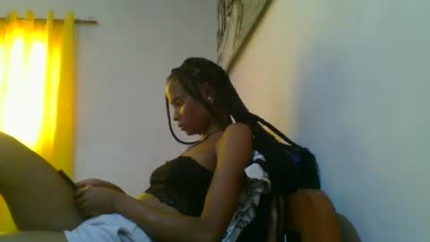 Snapshot of juliexexy chatting on 27, 2, 2025 juliexexy online show from 27, 2, 2025