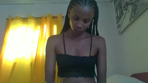 Snapshot of juliexexy chatting on 6, 3, 2025 juliexexy online show from 6, 3, 2025