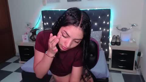 Snapshot of juliieth_miller chatting on 21, 12, 2024 Juliieth Miller online show from 21, 12, 2024