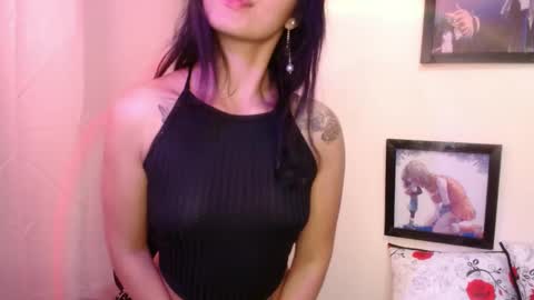 Snapshot of juliieth_miller chatting on 6, 3, 2025 Juliieth Miller online show from 6, 3, 2025