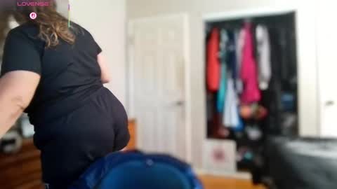 Juli Monroe online show from 18, 9, 2025