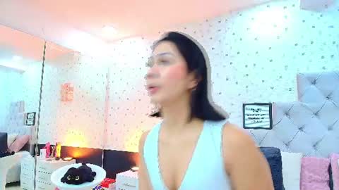 Snapshot of jullietareyes chatting on 25, 6, 2026 Julieta Reyes online show from 25, 6, 2026