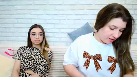 Snapshot of jullymood chatting on 20, 2, 2026 DoubleCherry online show from 20, 2, 2026