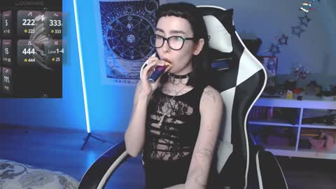 Baroness Von Cringe online show from 14, 12, 2024