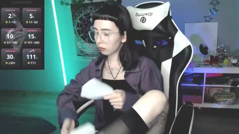 Baroness Von Cringe online show from 18, 2, 2025