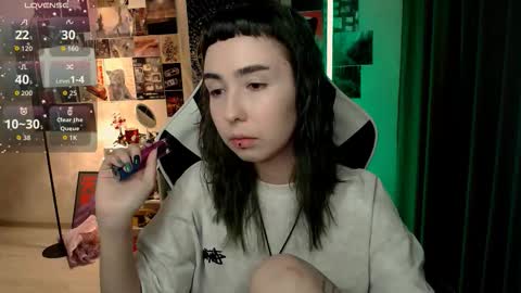 Baroness Von Cringe online show from 25, 9, 2025