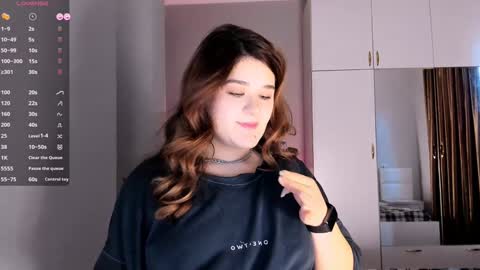 Julie online show from 27, 1, 2025