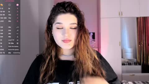 Julie online show from 2, 2, 2025