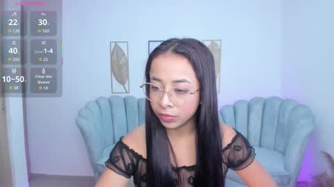 Snapshot of julyy_adams chatting on 19, 12, 2025 July Adams online show from 19, 12, 2025