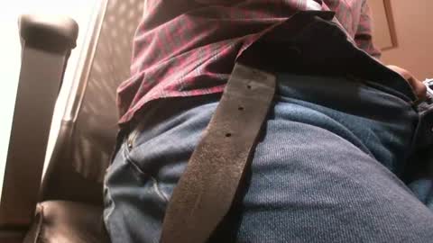 Snapshot of junction1000 chatting on 5, 3, 2025 Gregor online show from 5, 3, 2025