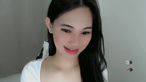 Snapshot of juny_lanyy chatting on 4, 1, 2025 Julia online show from 4, 1, 2025
