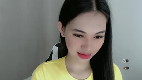Snapshot of juny_lanyy chatting on 6, 1, 2025 Julia online show from 6, 1, 2025