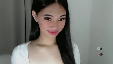 Snapshot of juny_lanyy chatting on 17, 2, 2025 Julia online show from 17, 2, 2025